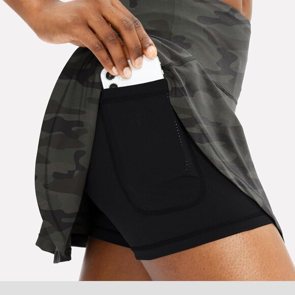 Women's Green Camo Pleated Tennis Skirt with Pockets, High Waist, Built-in Short - Picture 3 of 5
